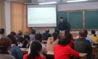 山西忻州市五寨县光明中学举行创客开放日